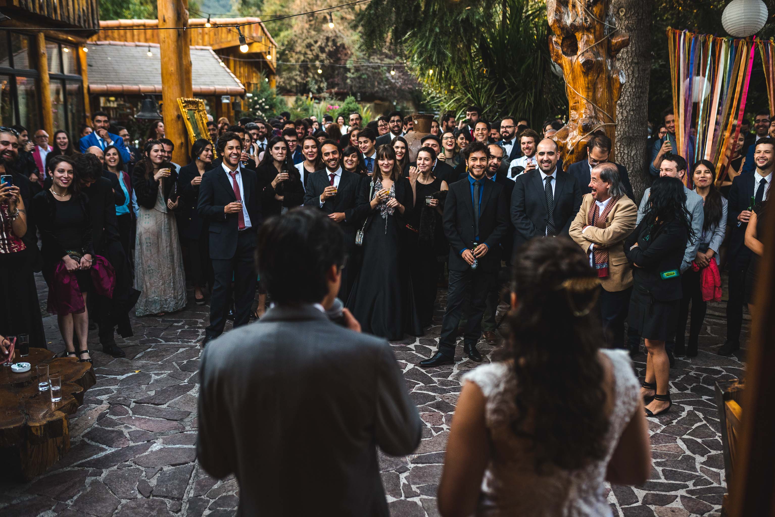 matrimonio-ko eventos-fiesta-novios-ceremonia al aire libre