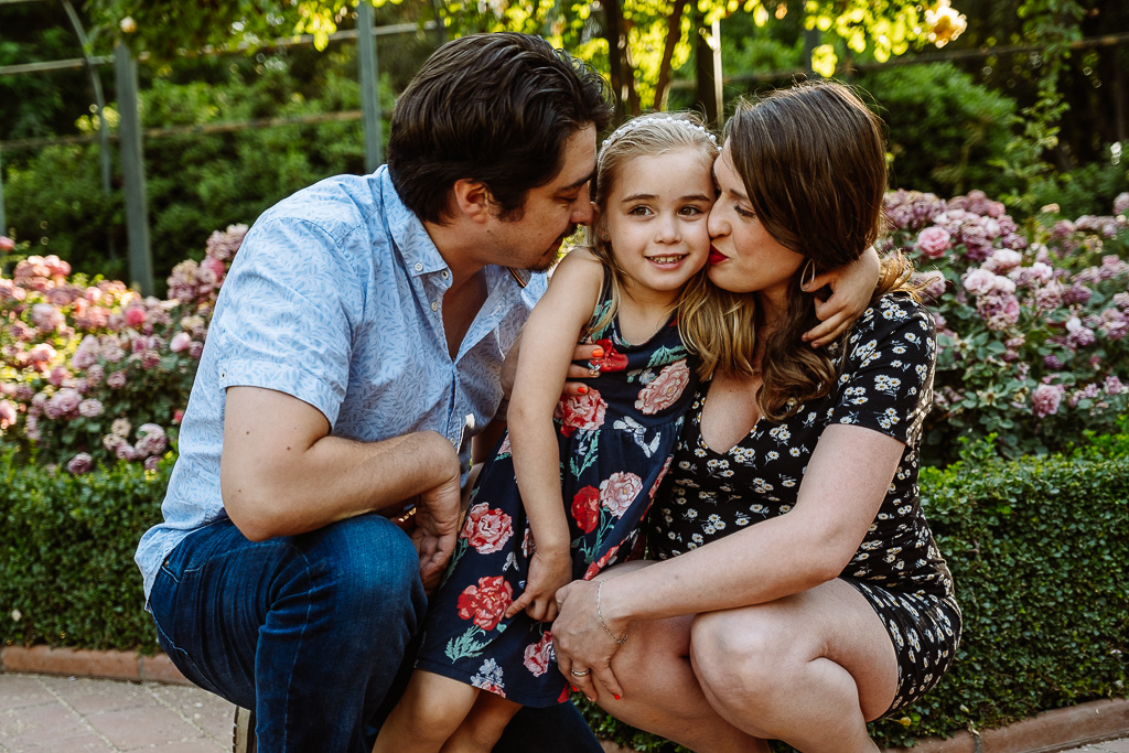 foto familiares-fotos de familiar-fotografo familia-fotografos familiares-fotografías en pareja-fotos de embarazo en pareja-fotos embarazo pareja-fotos de embarazada en pareja-fotos embarazo parejas-familia feliz-una familia feliz-madre e hija-madres e hijas-fotos embarazo-fotos de embarazadas-sesion de fotos embarazada