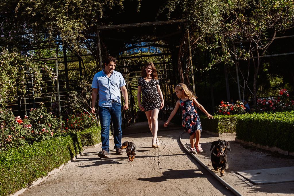 foto familiares-fotos de familiar-fotografo familia-fotografos familiares-fotografías en pareja-fotos de embarazo en pareja-fotos embarazo pareja-fotos de embarazada en pareja-fotos embarazo parejas-familia feliz-una familia feliz-madre e hija-madres e hijas