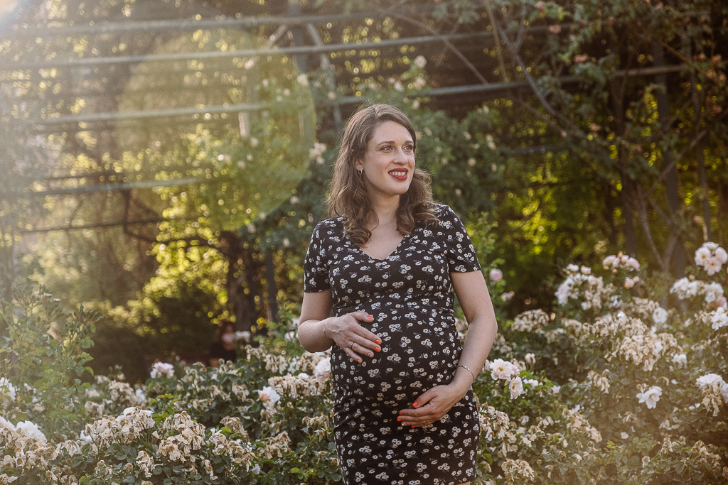 foto familiares-fotos de familiar-fotografo familia-fotografos familiares-fotografías en pareja-fotos de embarazo en pareja-fotos embarazo pareja-fotos de embarazada en pareja-fotos embarazo parejas-familia feliz-una familia feliz-madre e hija-madres e hijas-fotos embarazo-fotos de embarazadas-sesion de fotos embarazada