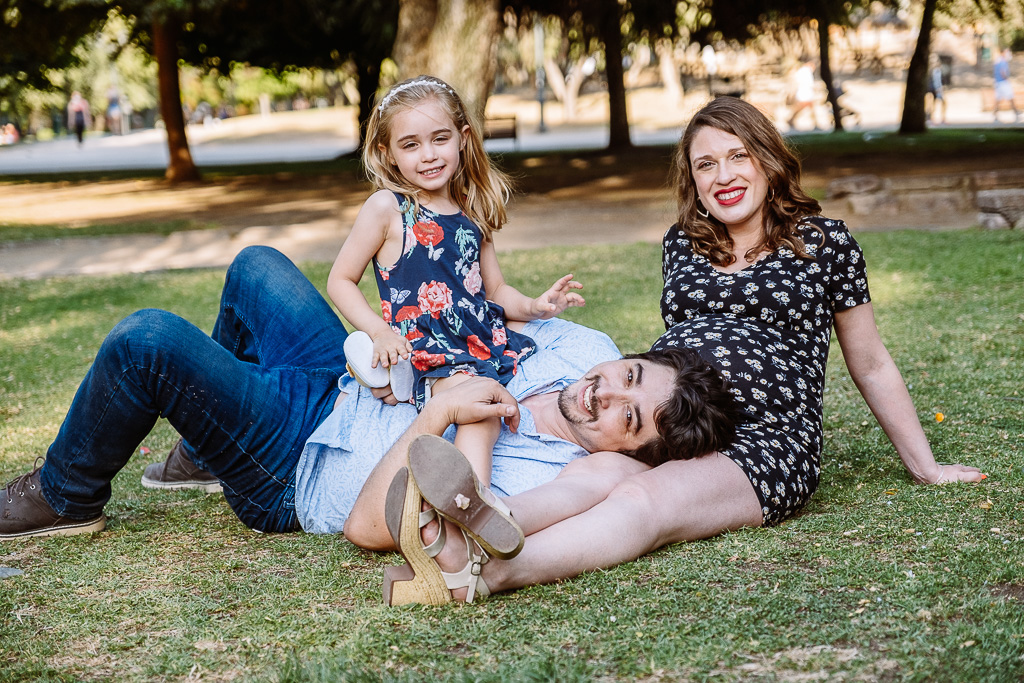 foto familiares-fotos de familiar-fotografo familia-fotografos familiares-fotografías en pareja-fotos de embarazo en pareja-fotos embarazo pareja-fotos de embarazada en pareja-fotos embarazo parejas-familia feliz-una familia feliz-madre e hija-madres e hijas