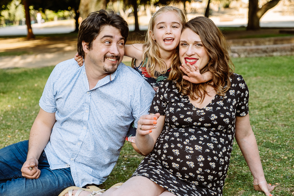 foto familiares-fotos de familiar-fotografo familia-fotografos familiares-fotografías en pareja-fotos de embarazo en pareja-fotos embarazo pareja-fotos de embarazada en pareja-fotos embarazo parejas-familia feliz-una familia feliz-madre e hija-madres e hijas