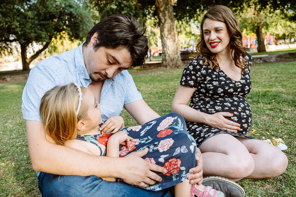 foto familiares-fotos de familiar-fotografo familia-fotografos familiares-fotografías en pareja-fotos de embarazo en pareja-fotos embarazo pareja-fotos de embarazada en pareja-fotos embarazo parejas-familia feliz-una familia feliz-madre e hija-madres e hijas