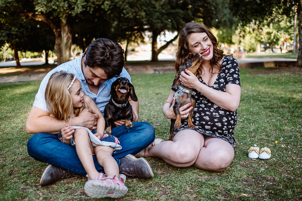 foto familiares-fotos de familiar-fotografo familia-fotografos familiares-fotografías en pareja-fotos de embarazo en pareja-fotos embarazo pareja-fotos de embarazada en pareja-fotos embarazo parejas-familia feliz-una familia feliz-madre e hija-madres e hijas